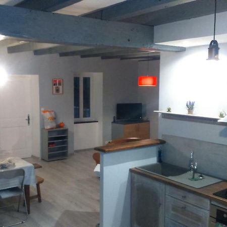 Maison A La Campagne Au Coeur Du Cantal Dept 15 Marmanhac Zewnętrze zdjęcie