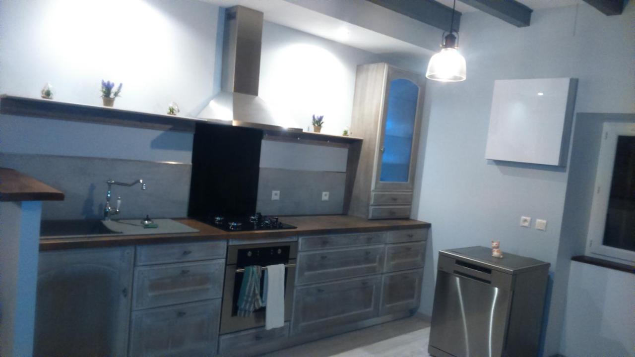 Maison A La Campagne Au Coeur Du Cantal Dept 15 Marmanhac Zewnętrze zdjęcie