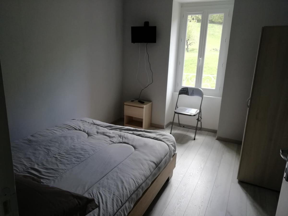 Maison A La Campagne Au Coeur Du Cantal Dept 15 Marmanhac Zewnętrze zdjęcie