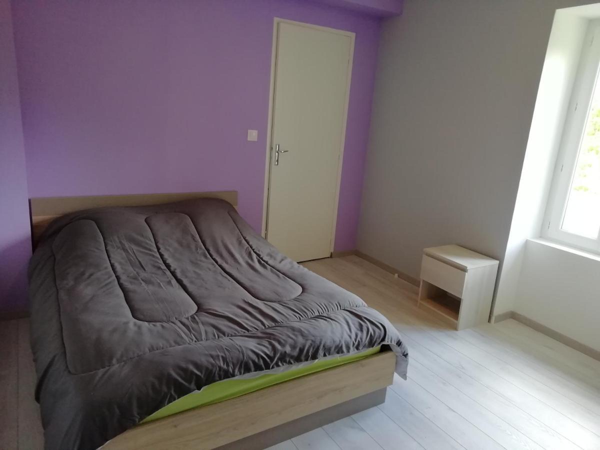 Maison A La Campagne Au Coeur Du Cantal Dept 15 Marmanhac Zewnętrze zdjęcie