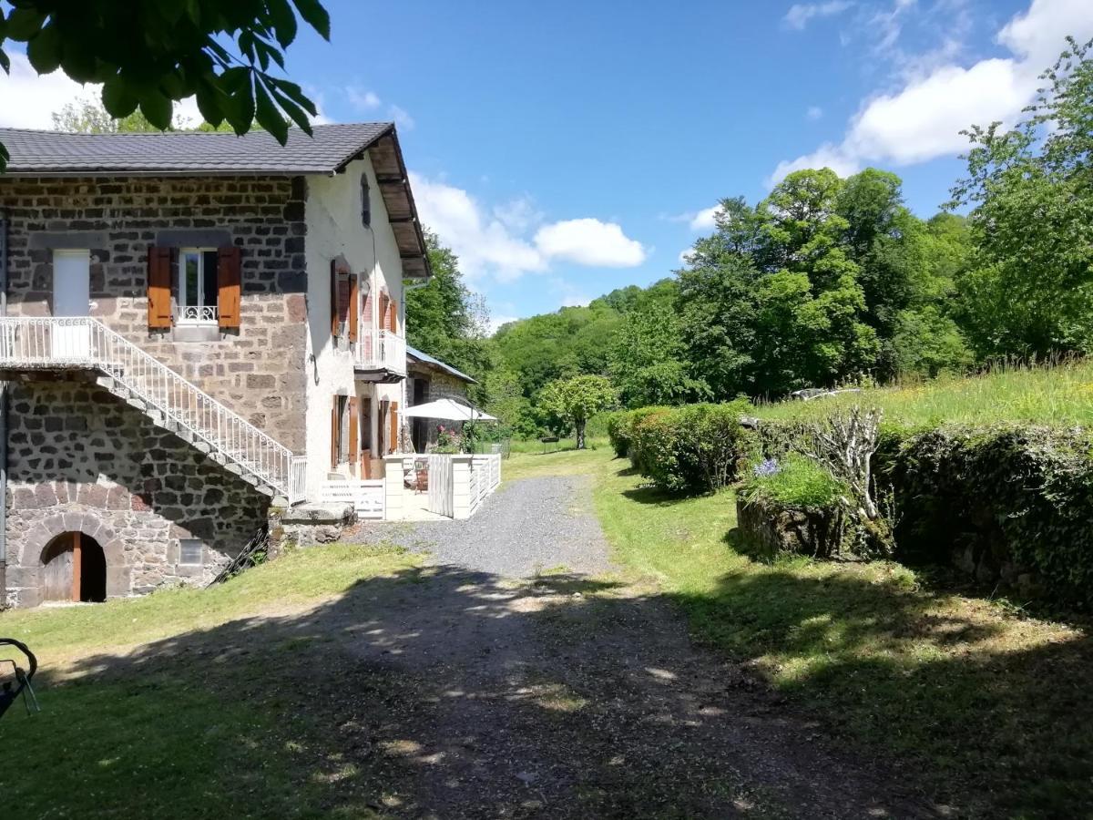 Maison A La Campagne Au Coeur Du Cantal Dept 15 Marmanhac Zewnętrze zdjęcie